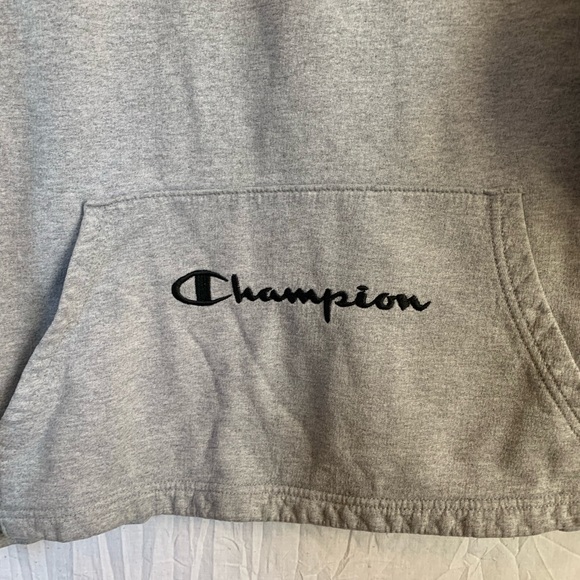 Vintage Champion Logo Grey Pullover V-Neck Sweatshirt Mens size Large - Picture 2 of 9